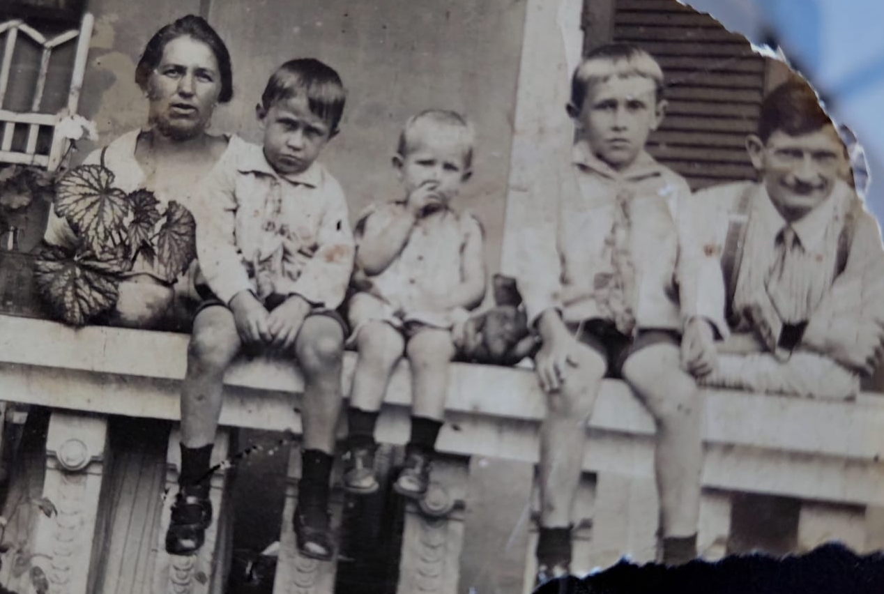 Henrique, Ana Cristina Lienhardt e seus três filhos